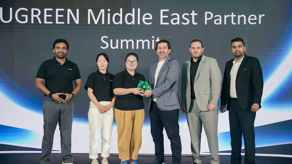 Assr Al Jawal Honored at the Ugreen Middle East Partner Summit 2025
